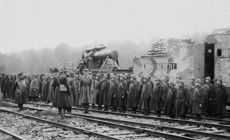 Schwere Eisenbahnkanone des Typs Vickers 12” (305mm), "König Albert"